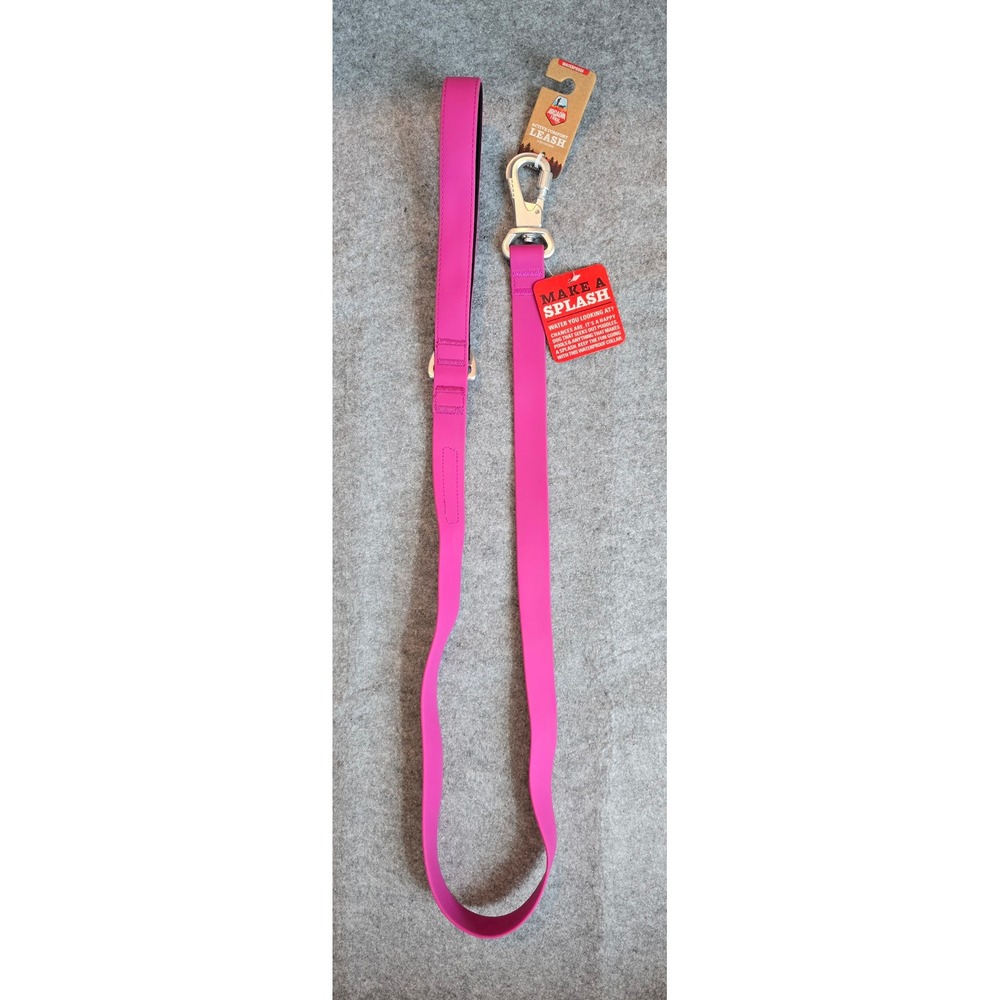NWT Arcadia Trail Active Comfort Waterproof Dog Leash 4 ft in pink